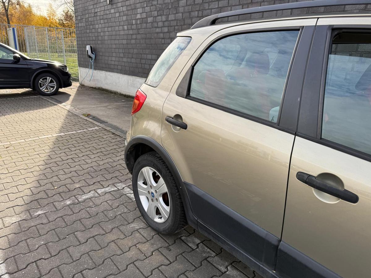 Fiat Sedici 189 FY original Tür hinten rechts 984 Sandmetallic Rohbau BJ08